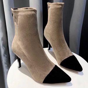 Pointed toe ankle boots